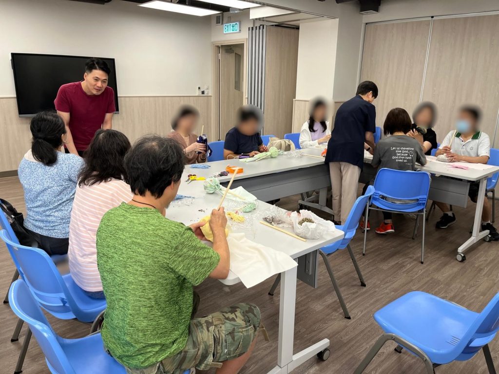 家長帶領活動(4) –藝術體驗 (2) - 艾草按摩球_1